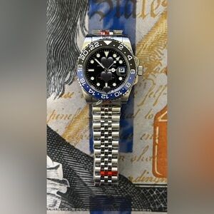 Men’s Luxury GMT Style Automatic Stainless Steel Watch “Batgirl” Colorway 41mm